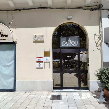 Cairoli Exclusive Rooms & Suite Brindisi Eksteriør billede
