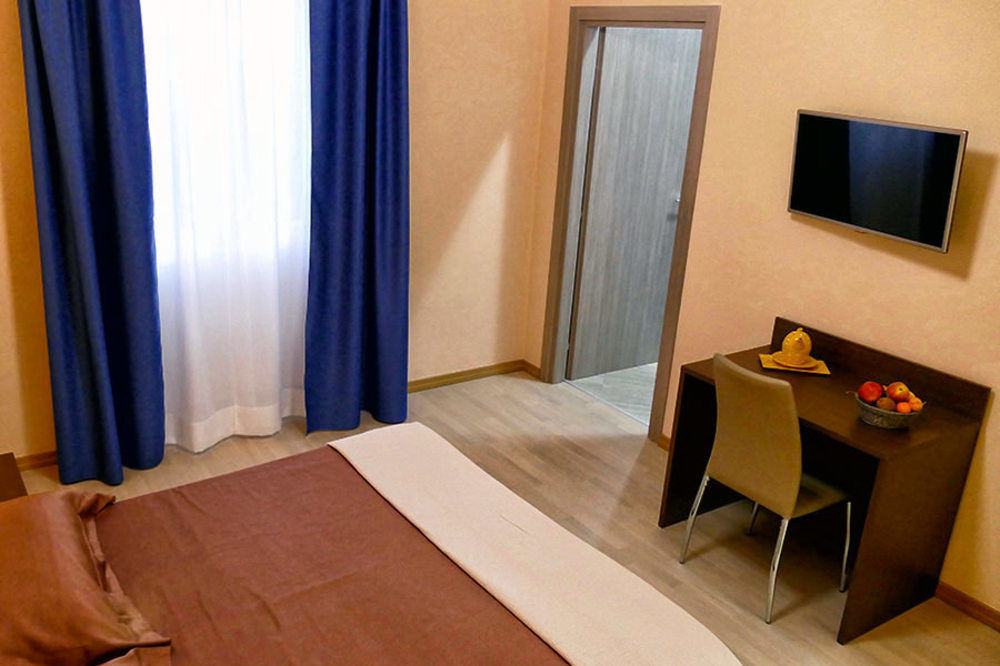 Cairoli Exclusive Rooms & Suite Brindisi Eksteriør billede