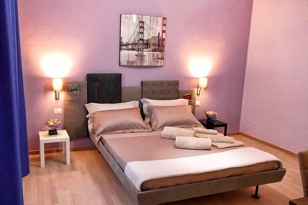 Cairoli Exclusive Rooms & Suite Brindisi Eksteriør billede