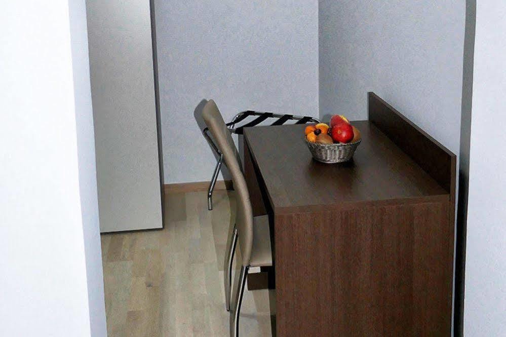 Cairoli Exclusive Rooms & Suite Brindisi Eksteriør billede