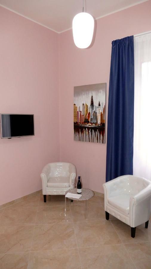 Cairoli Exclusive Rooms & Suite Brindisi Eksteriør billede