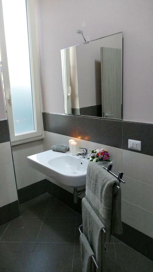 Cairoli Exclusive Rooms & Suite Brindisi Eksteriør billede