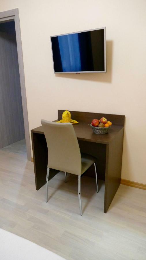 Cairoli Exclusive Rooms & Suite Brindisi Eksteriør billede