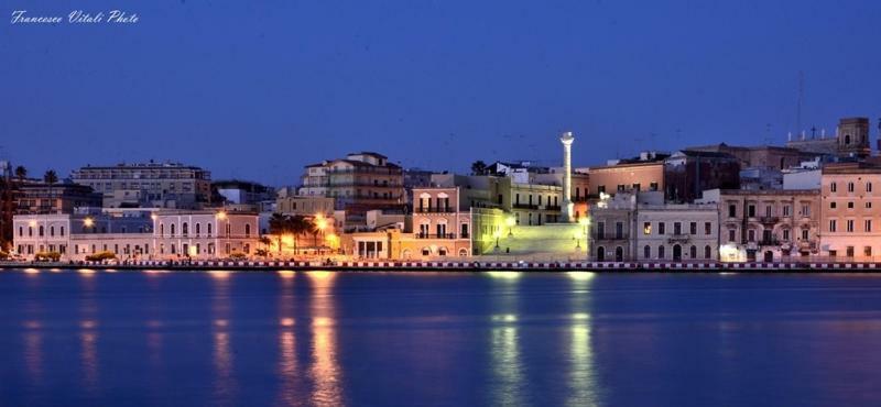 Cairoli Exclusive Rooms & Suite Brindisi Eksteriør billede